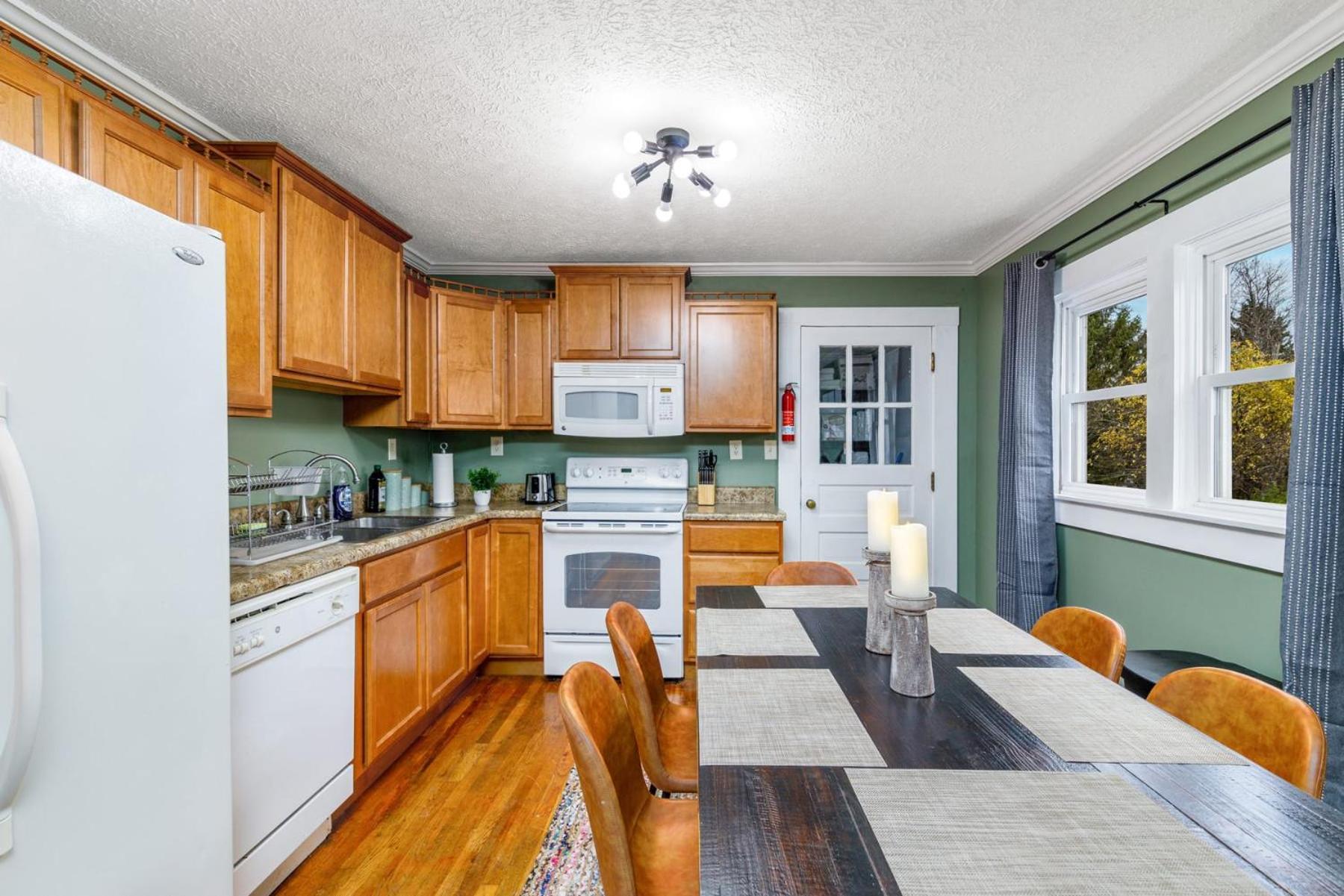New River Gorge Cottage W Hot Tub, Fire Pit, Grill Oak Hill Luaran gambar